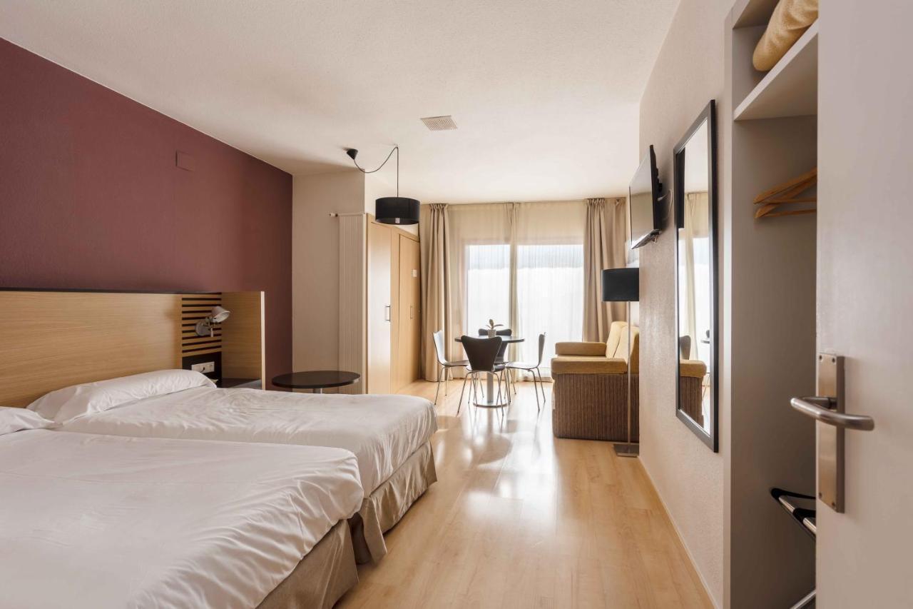Twin Room with Kitchenette,1132976403:JPEG